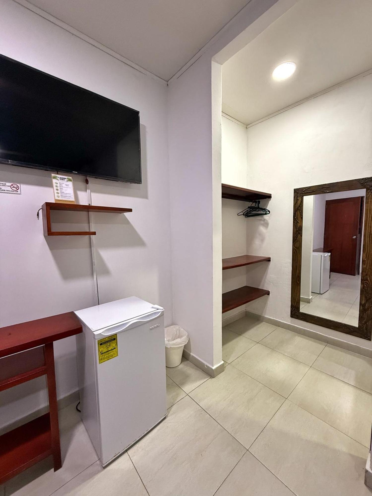 Apartahotel Caribe Diez San Andrés Extérieur photo
