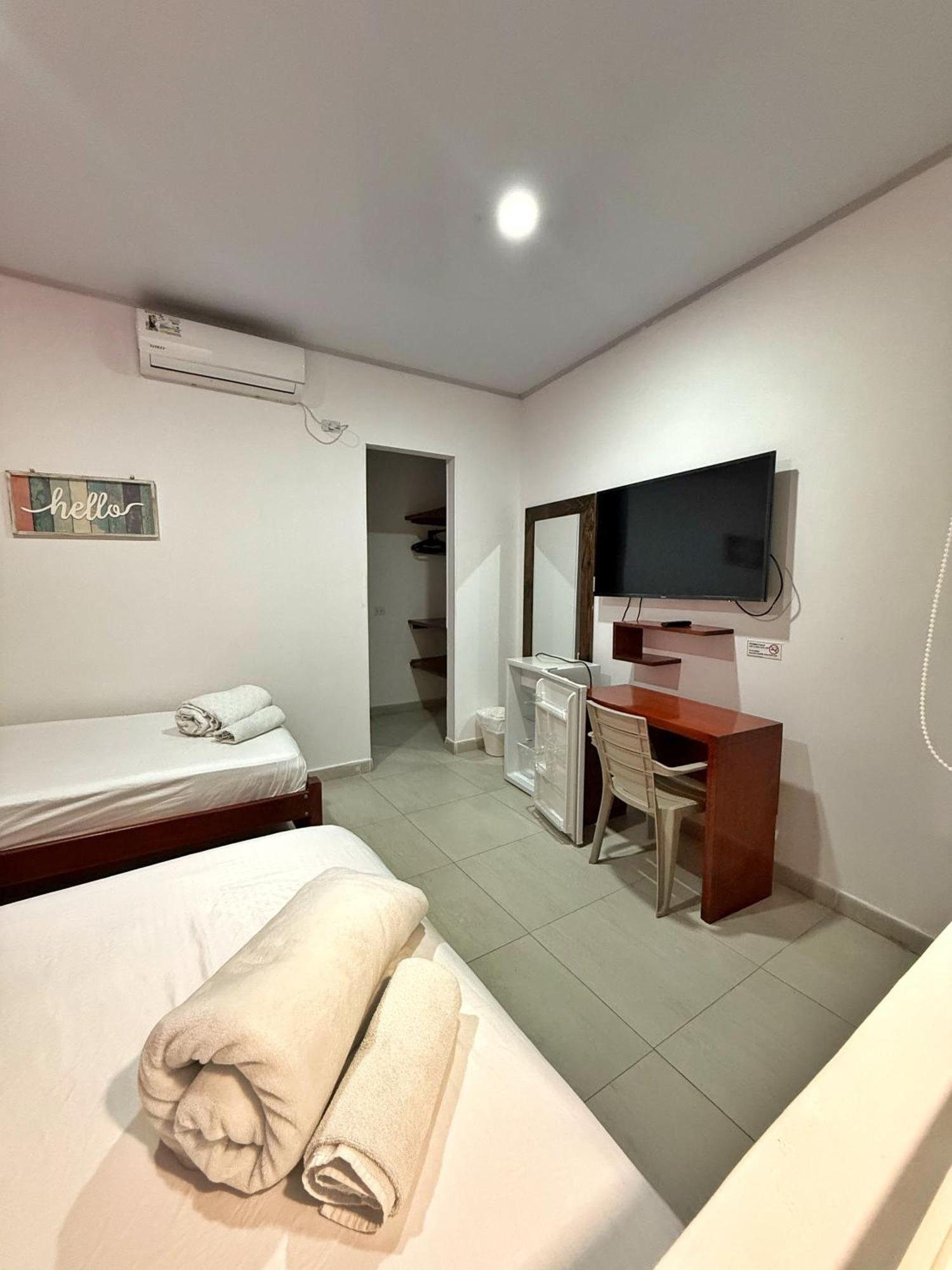 Apartahotel Caribe Diez San Andrés Extérieur photo