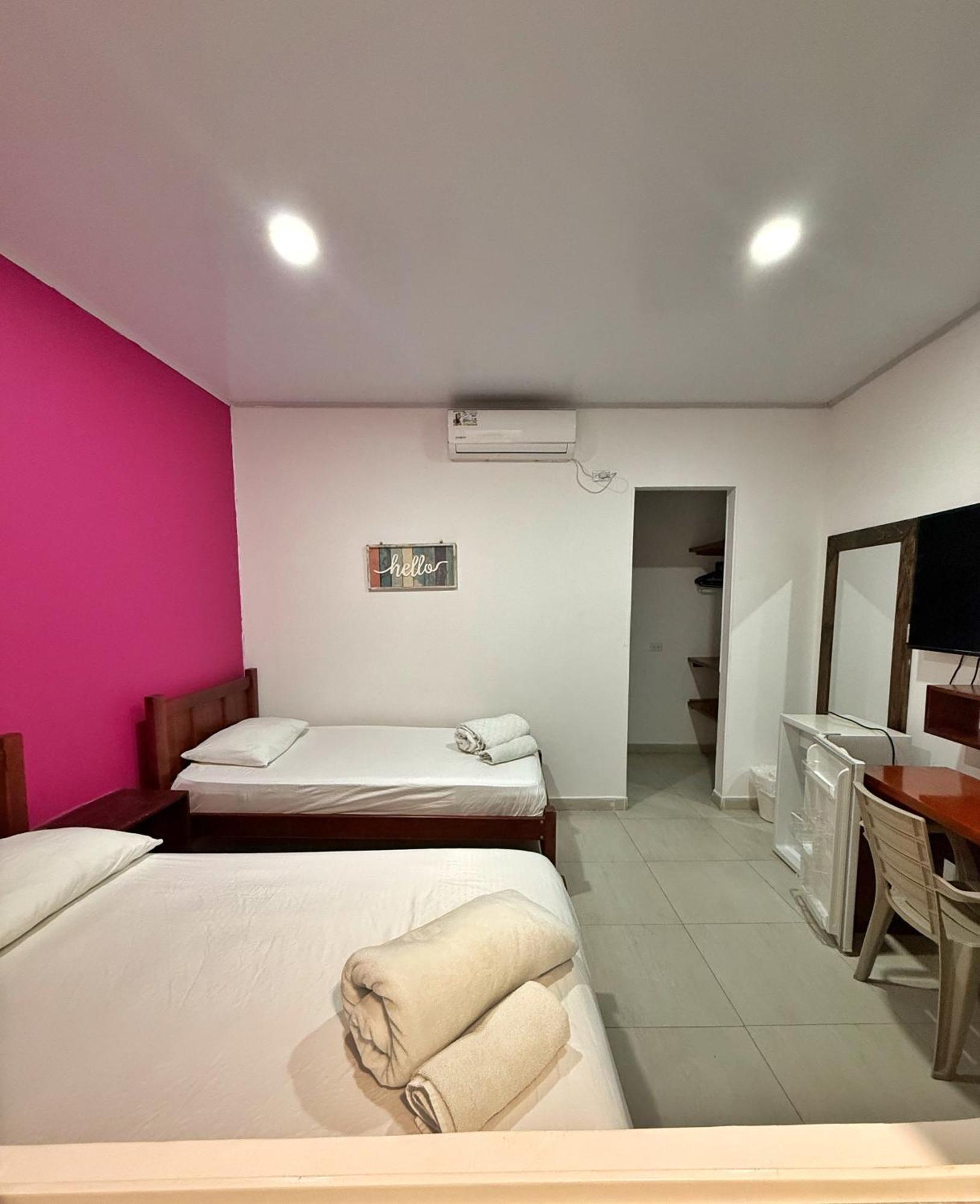 Apartahotel Caribe Diez San Andrés Extérieur photo