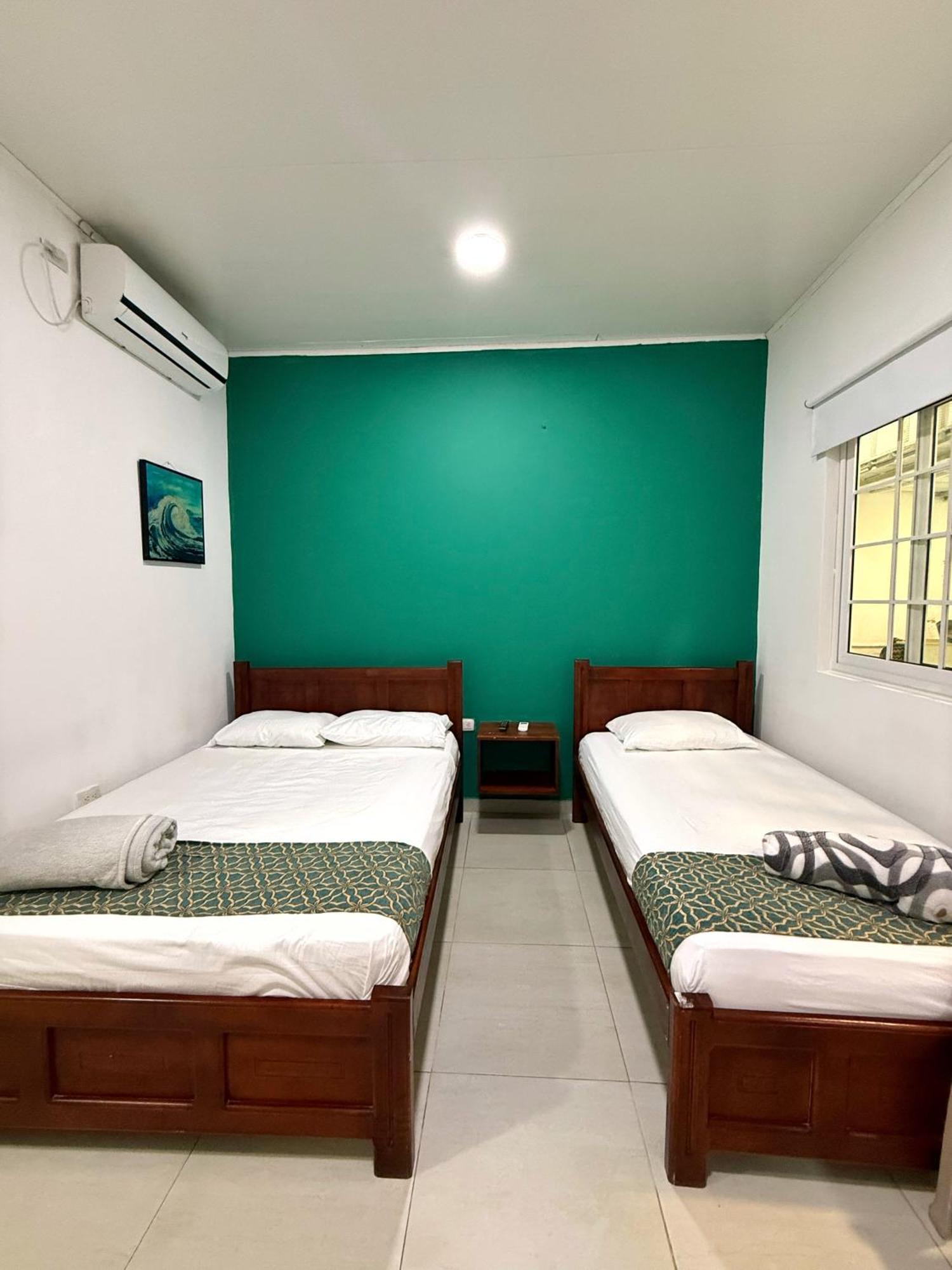 Apartahotel Caribe Diez San Andrés Extérieur photo