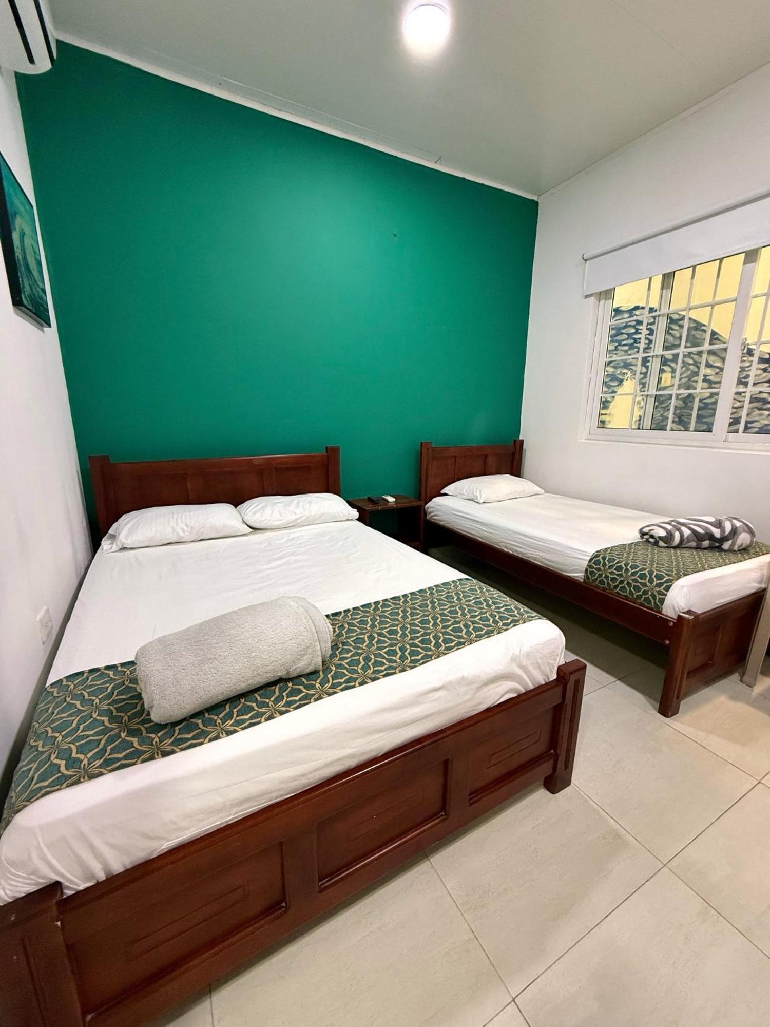 Apartahotel Caribe Diez San Andrés Extérieur photo