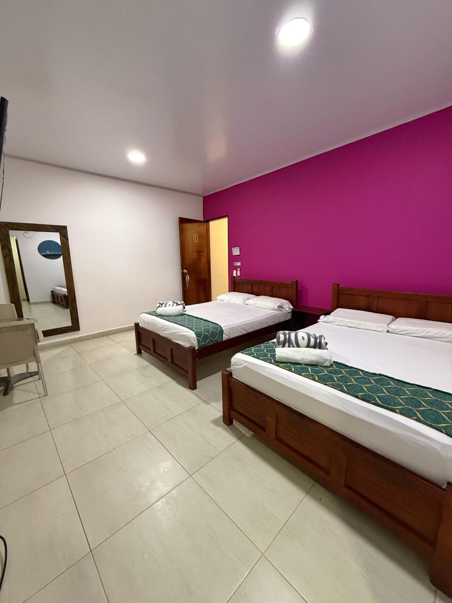 Apartahotel Caribe Diez San Andrés Extérieur photo